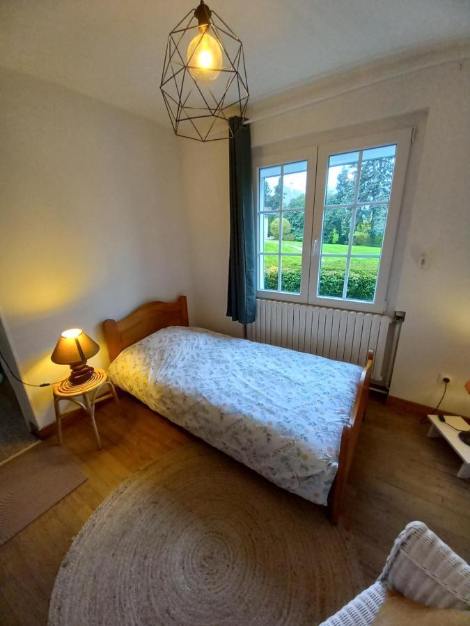 Au Bord Du Vilpion Apartment Marle-et-Behaine Bagian luar foto