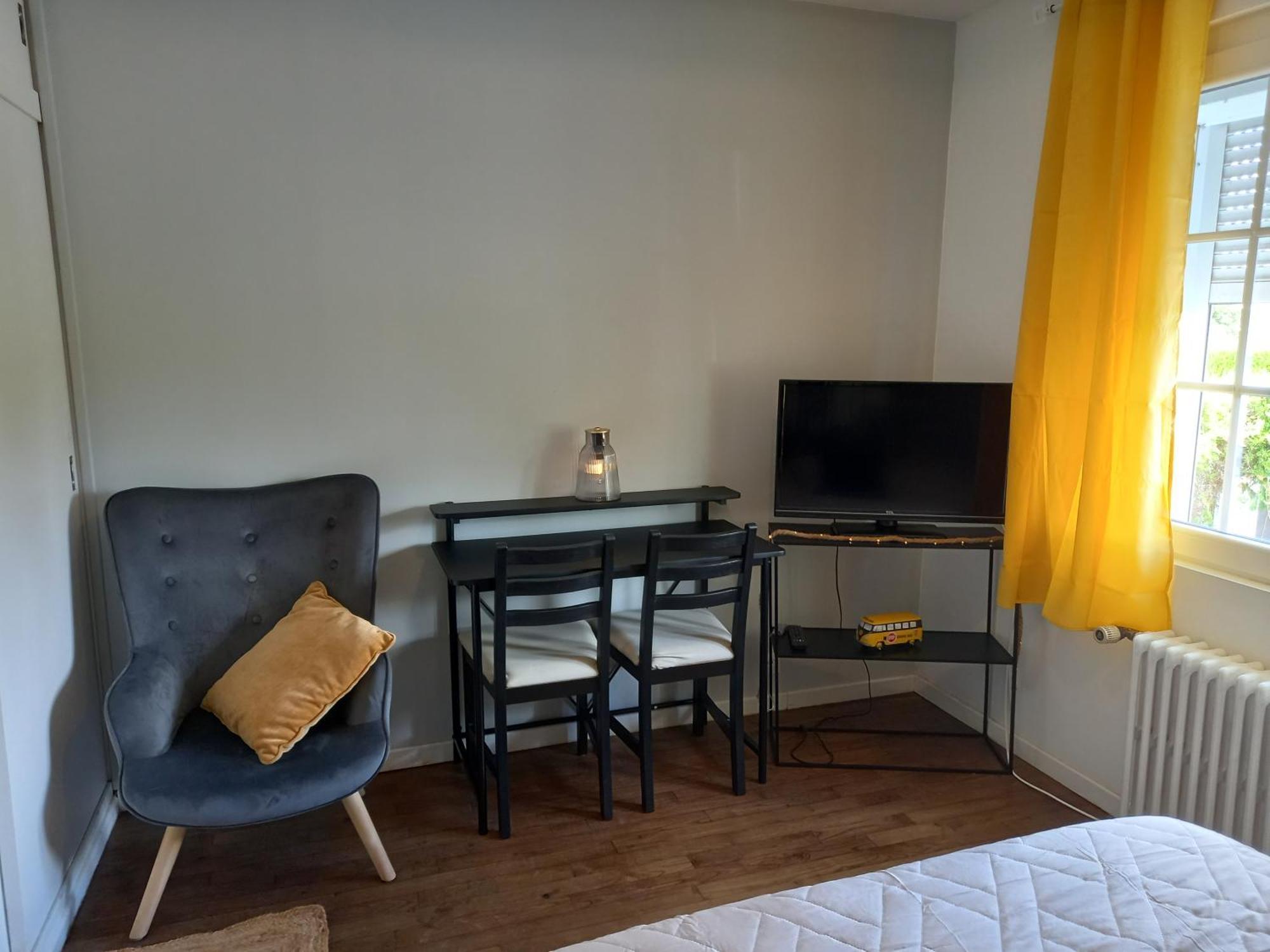 Au Bord Du Vilpion Apartment Marle-et-Behaine Ruang foto